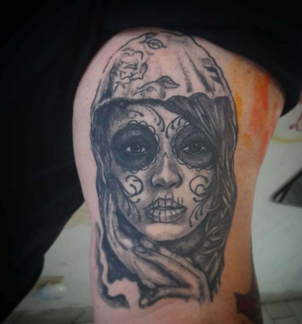 Tatuaje realista de Catrina hecho en Pepsan Studio